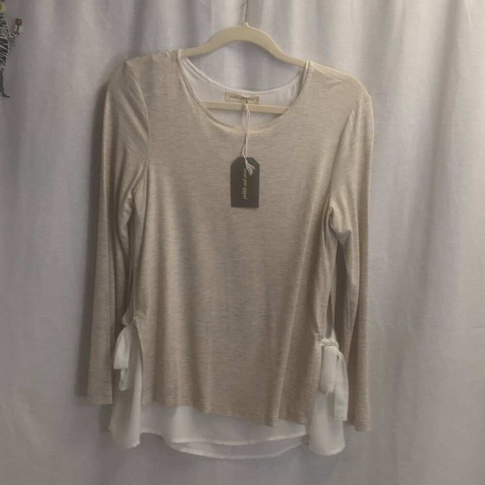 NWT Anthropologie's Pebble and Stone Size Small Tan and White Top